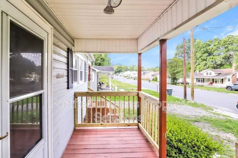 346 Peachtree St - Photo 3 of 15