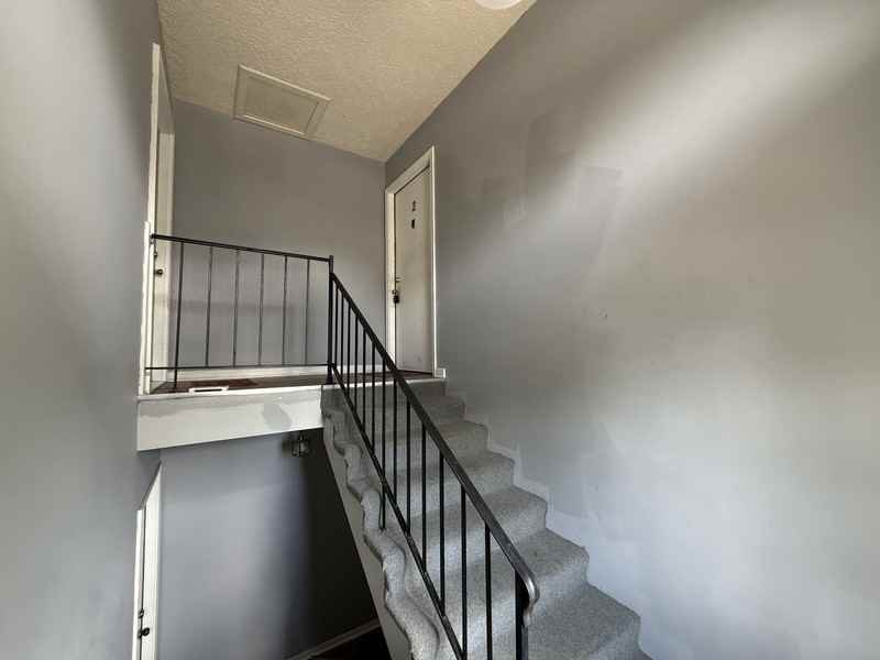 714 S State St #2 - Photo 3 of 23