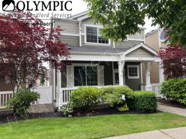 featured image of 7641 Columbia Way Ne