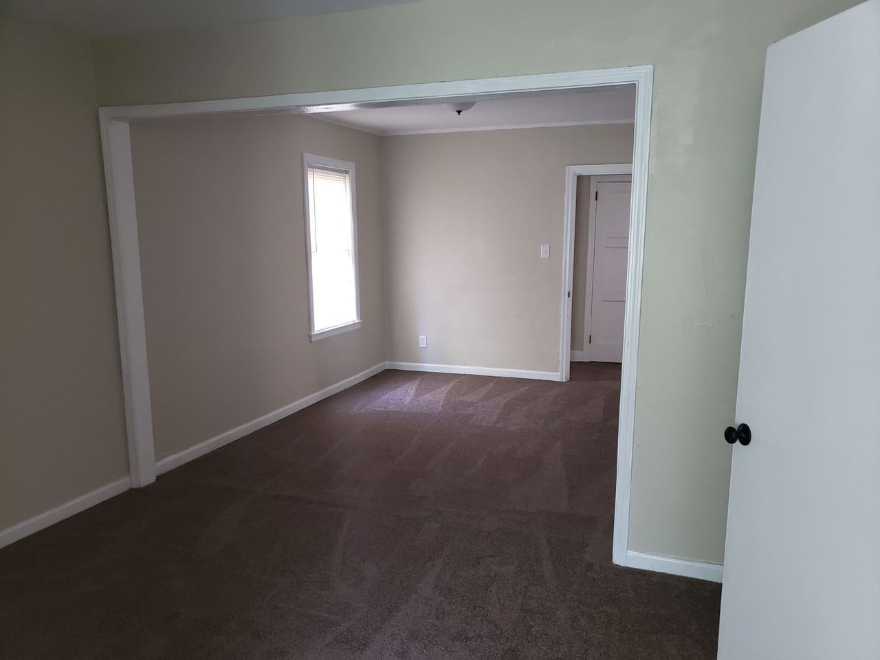 683 Honduras Ave - Photo 3 of 9