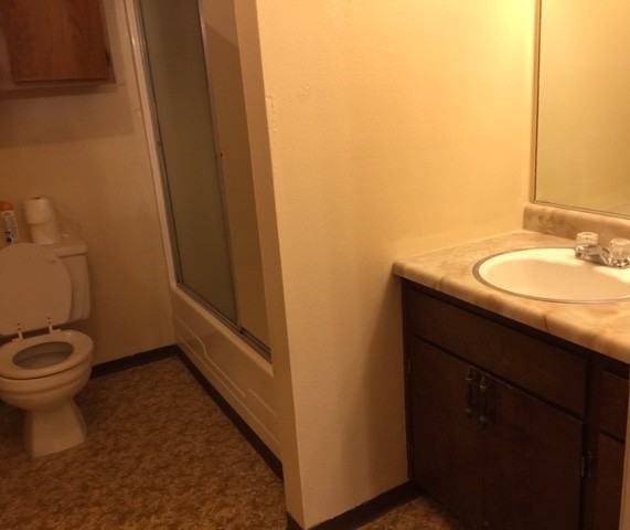 809 Pine St #D - Photo 7 of 8