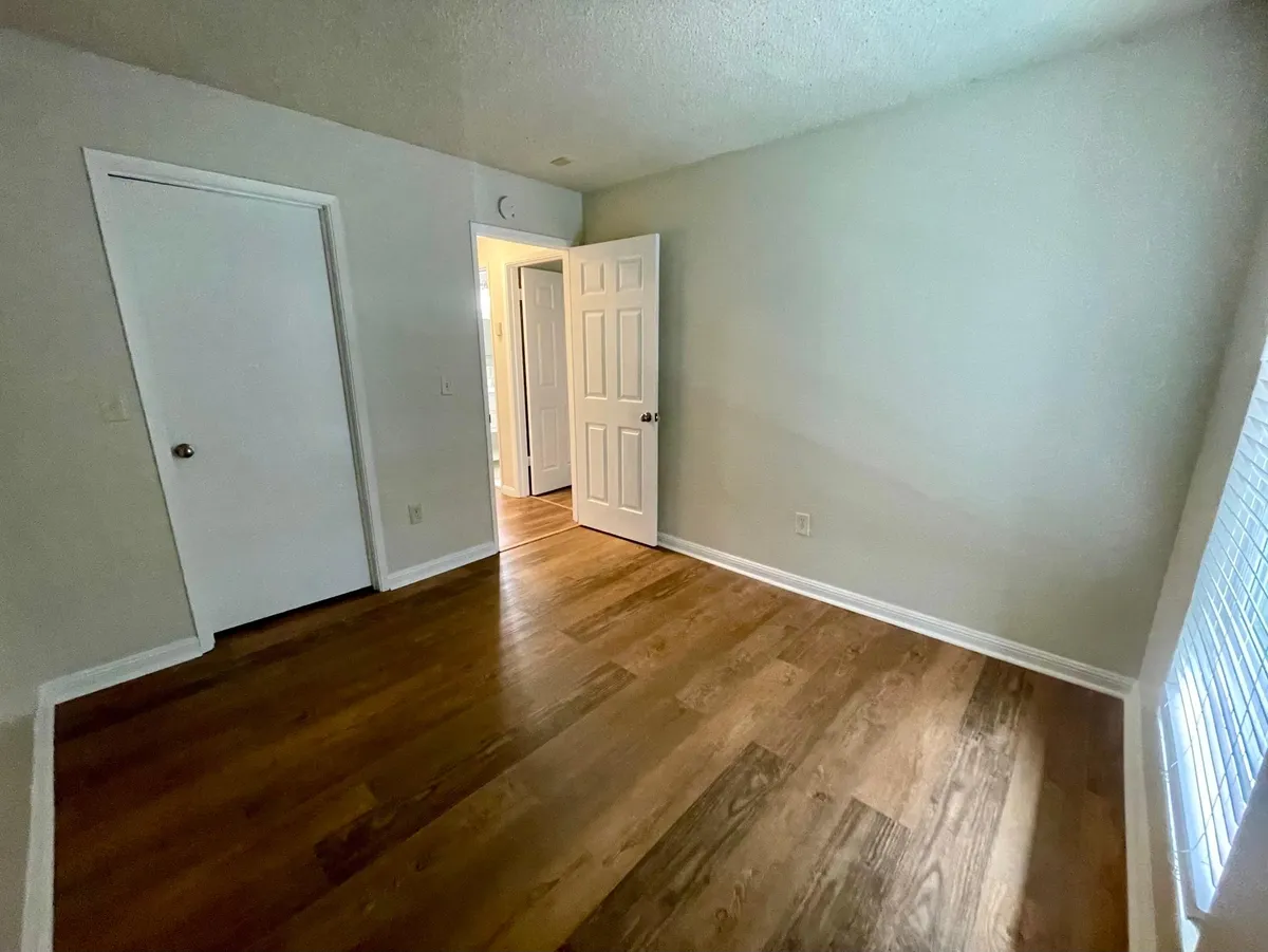 1461 Aster Dr - Photo 4 of 14