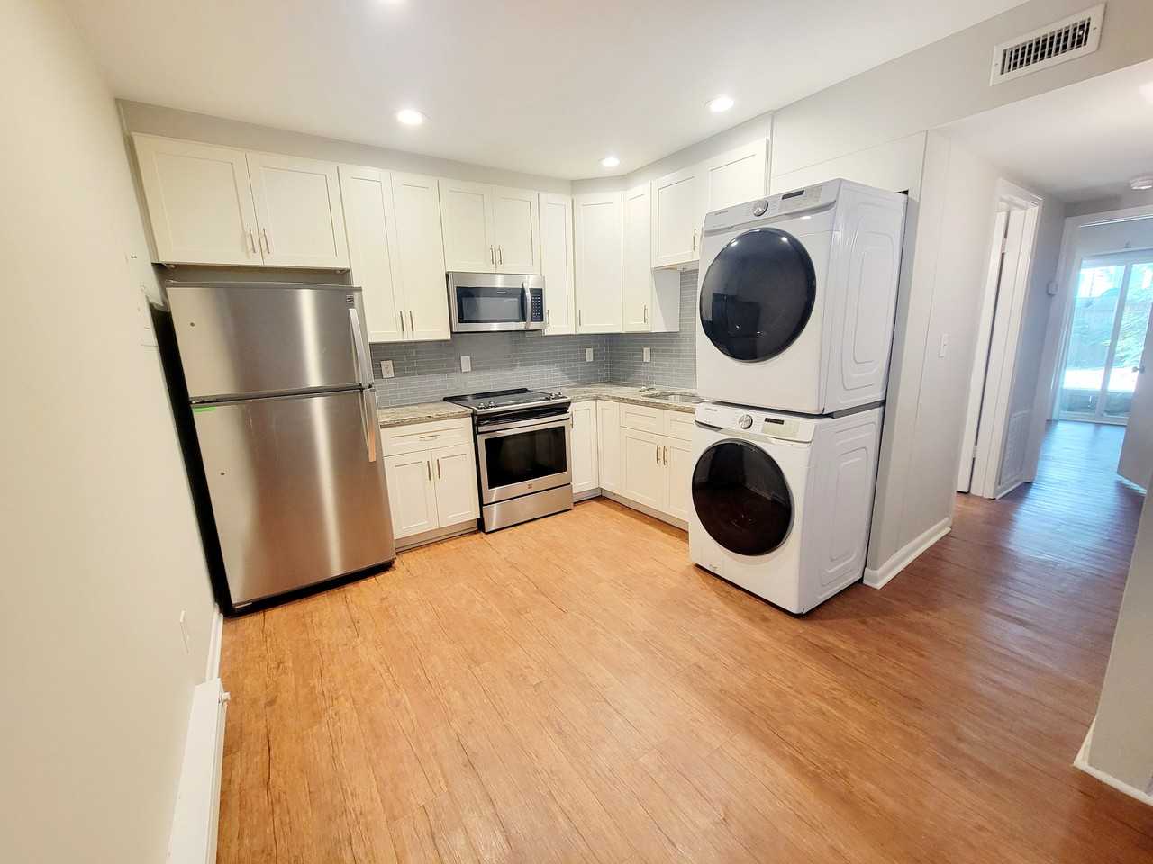 1422 Scales Street #G - Photo 7 of 33