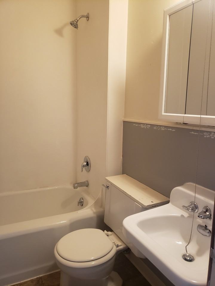 221 W Front St - Photo 3 of 5