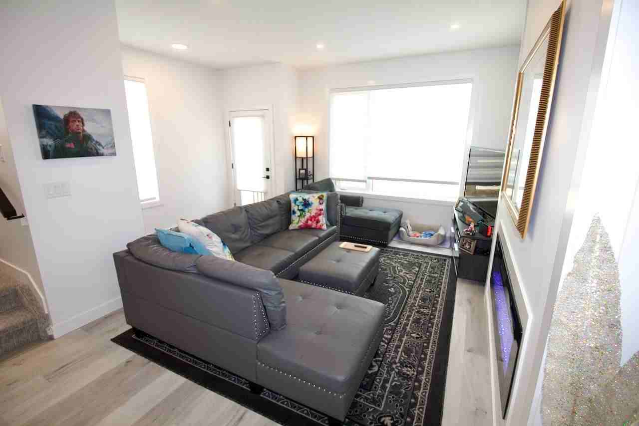 11345 111 Ave Nw Uppr - Photo 3 of 30