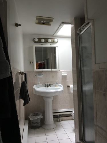 Windsor St #3 - Photo 2 of 7