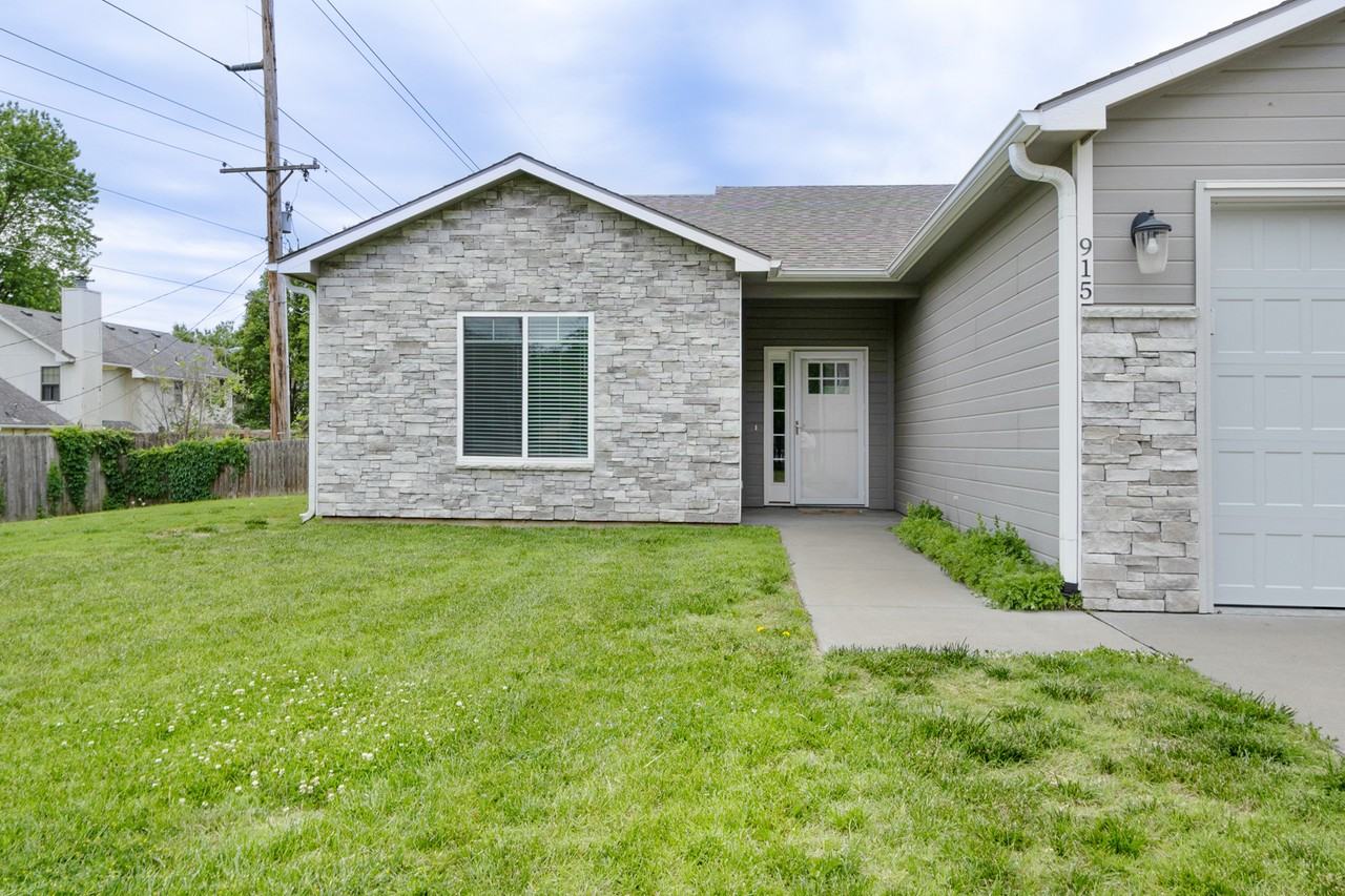 915 Fairman Dr #NA - Photo 3 of 29