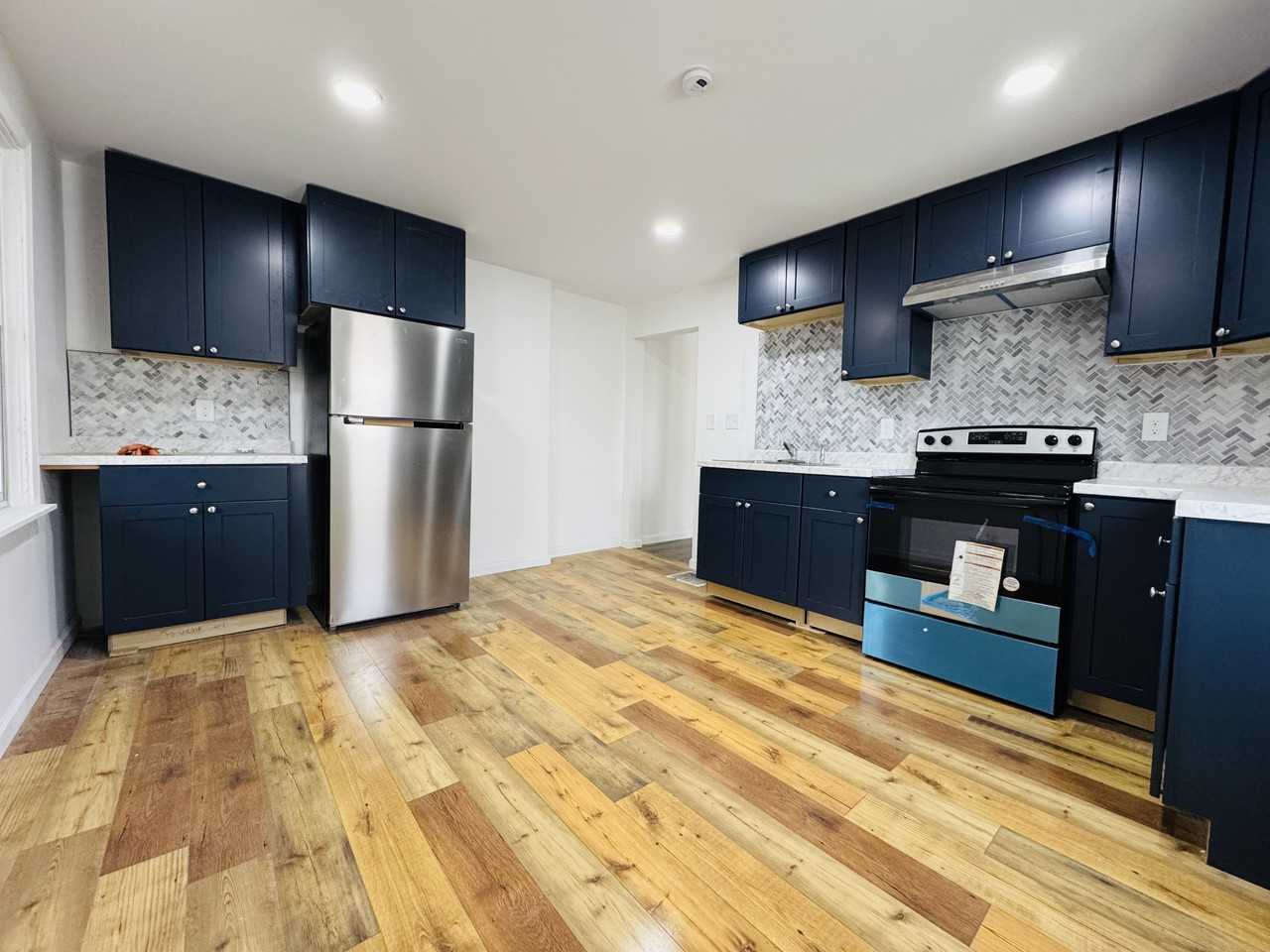 223 Hopewell Rd #223 - Photo 2 of 19