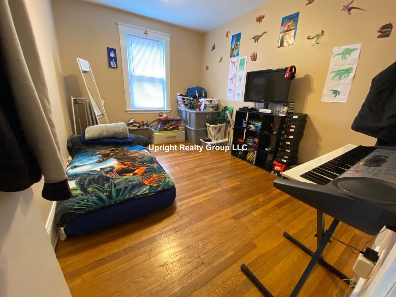 Chiswick Rd #9 - Photo 2 of 6