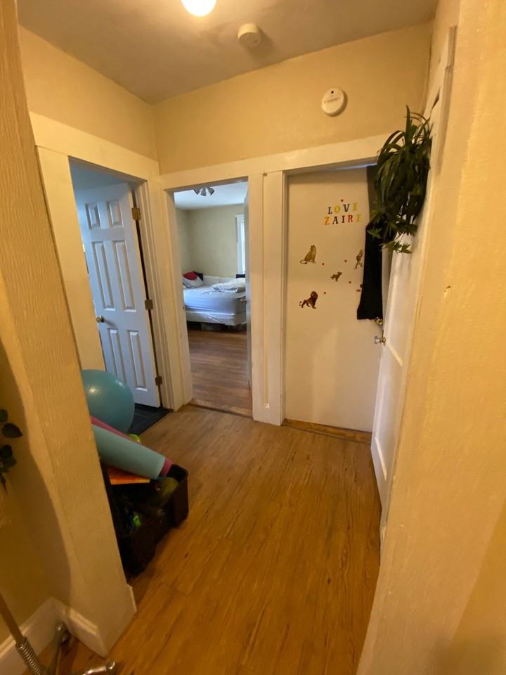 Chiswick Rd #9 - Photo 3 of 6