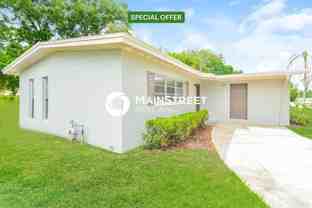 6114 Oakcrest Cir - Photo 1 of 1
