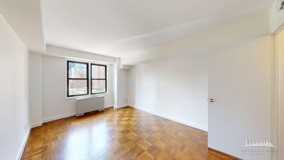 220 E 63rd St #11K - Photo 4 of 4