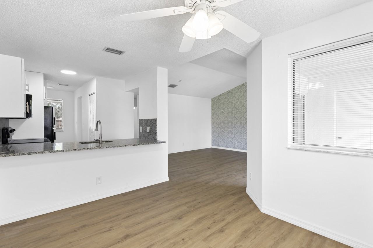 1084 Coral Club Drive - Photo 6 of 24