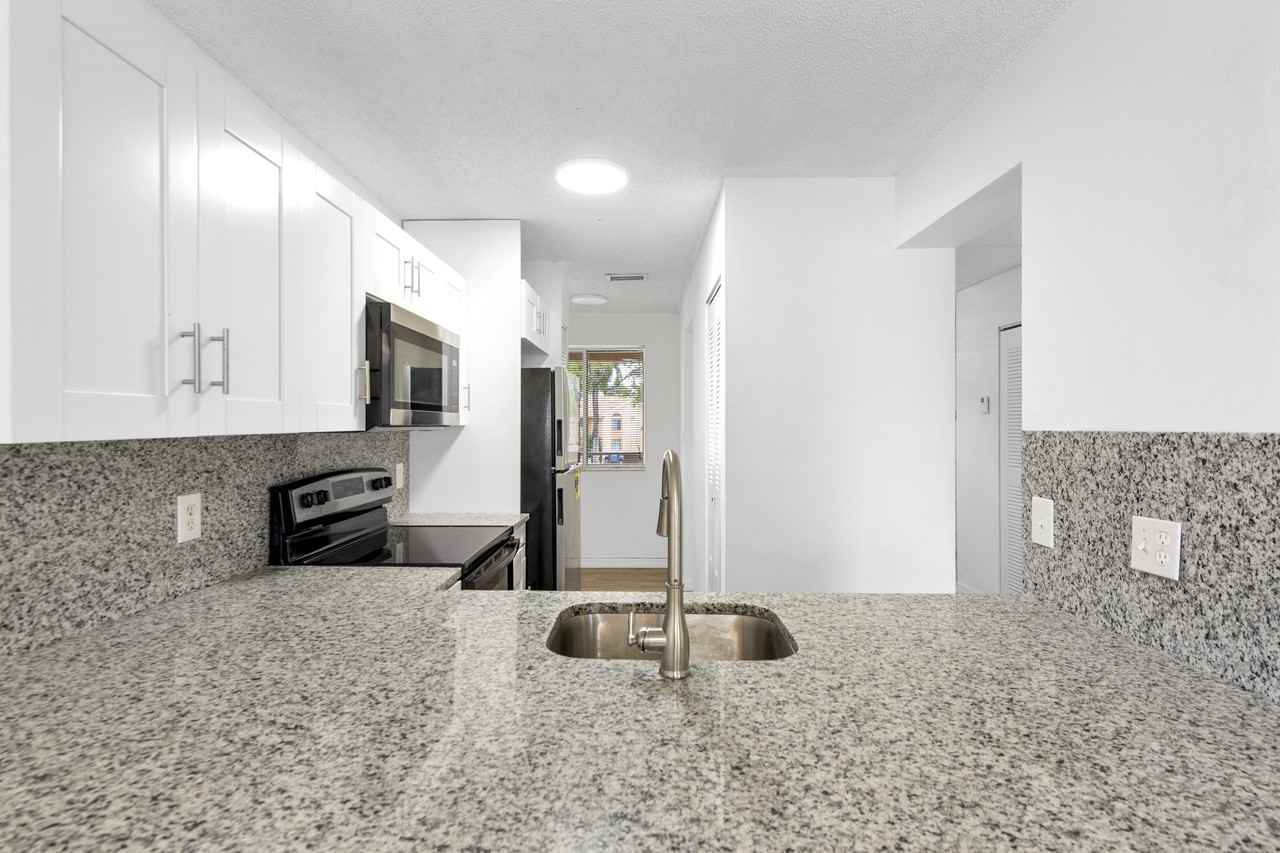 1084 Coral Club Drive - Photo 4 of 24