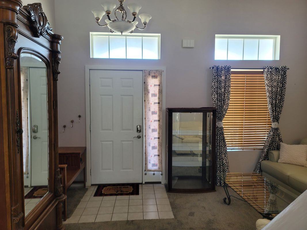 1725 E Longbranch Dr - Photo 6 of 50