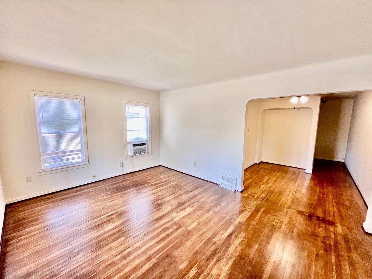 1334-1360 N. Wishon Ave - Photo 2 of 20