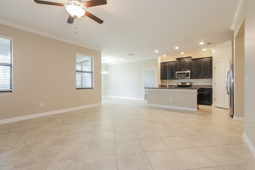 9902 Ivory Dr - Photo 3 of 16