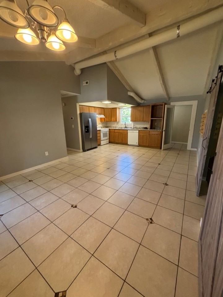 285 W Vicki Ave - Photo 6 of 29
