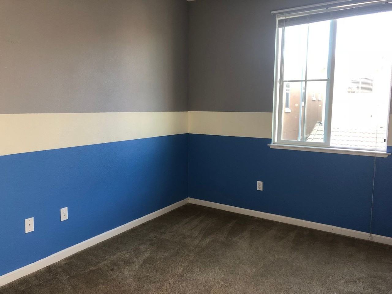 2709 Waldorf Ln - Photo 6 of 15