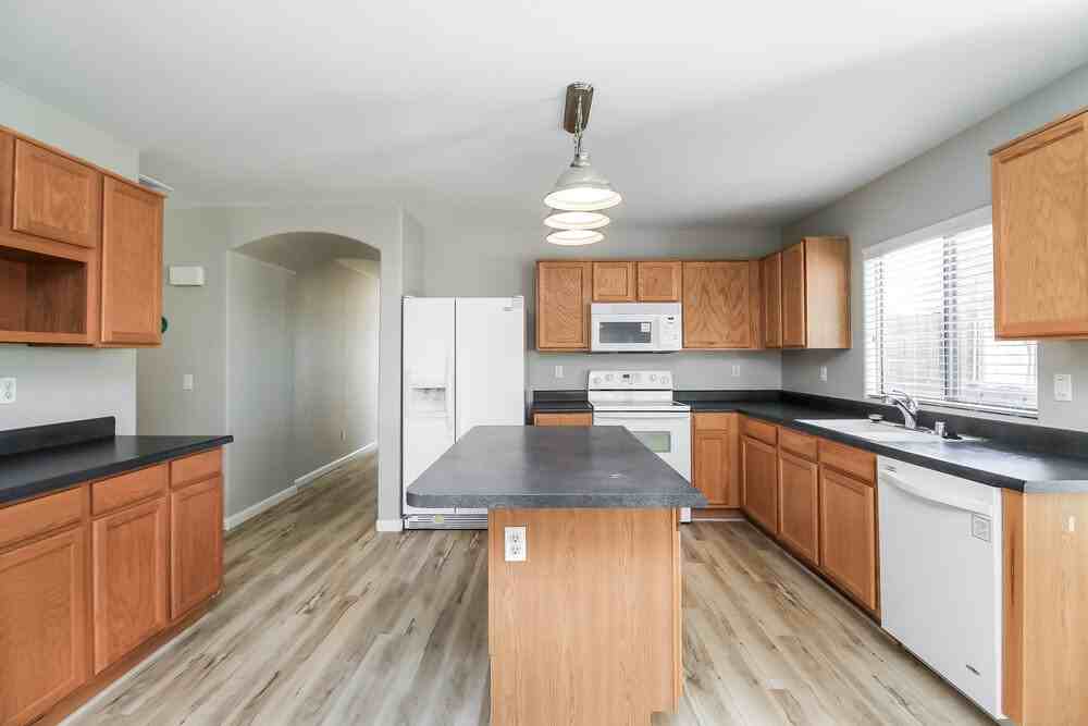 11242 E Camino St - Photo 7 of 17