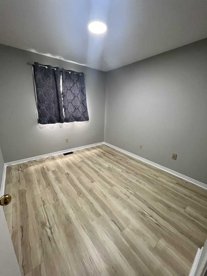 1241 Huntington Cir - Photo 7 of 25