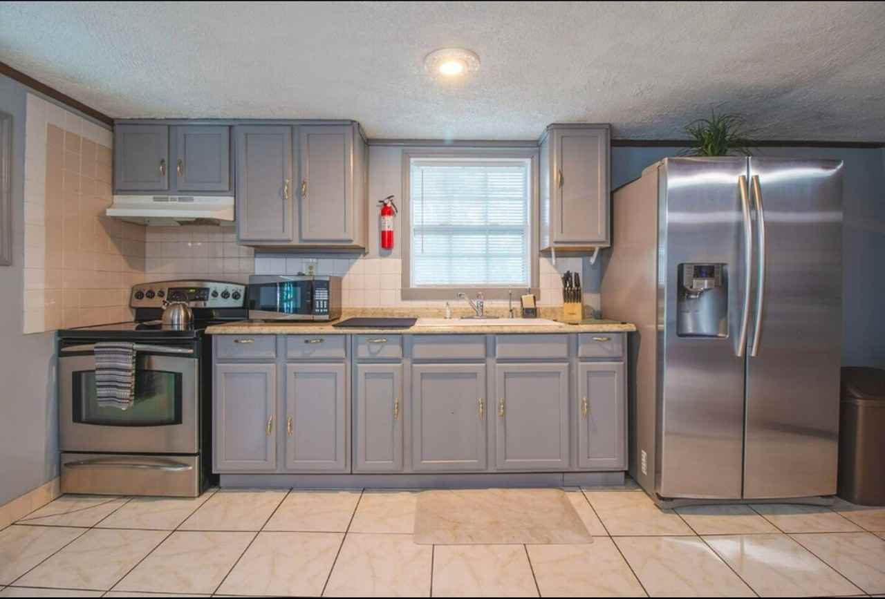 1735 Grayson Dr #1094204P - Photo 3 of 17