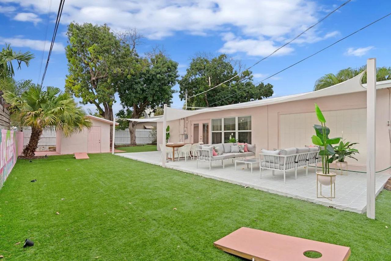 2624 Ne 30th Pl #1231320P - Photo 3 of 31