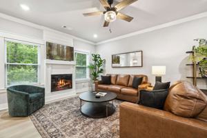 featured image of 10 Granshire Dr