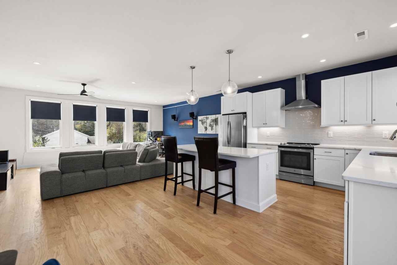 1553 Pinecrest Ave #1 - Photo 7 of 43