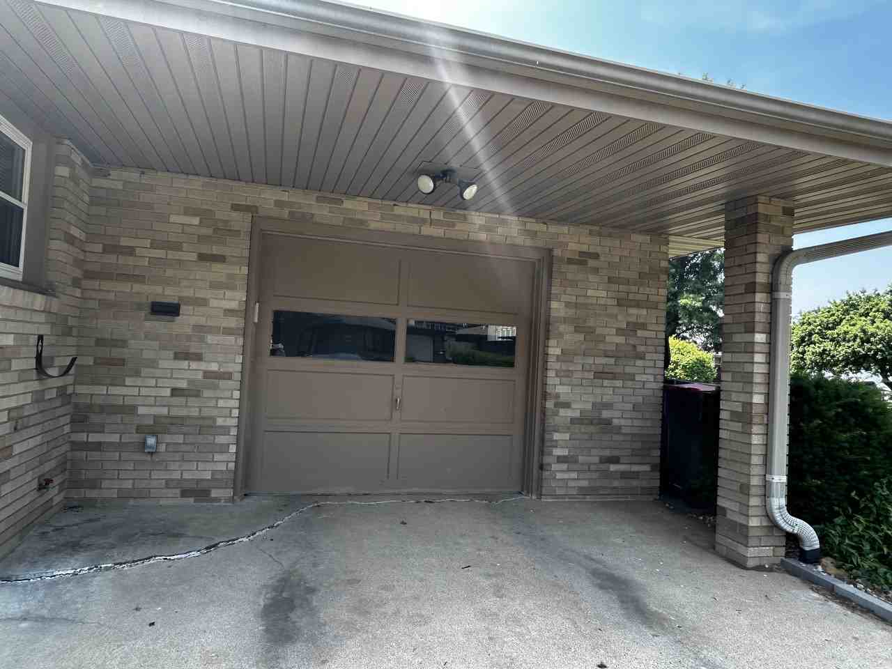 1409 North 4th Street - Photo 3 of 19