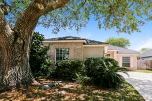 featured image of 3815 Purcellville Ct