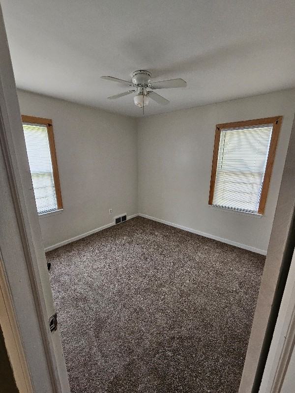 15712 Evergreen Rd - Photo 7 of 10