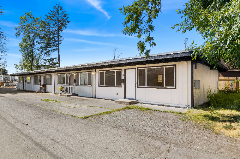 813 Woodford Ave N #2 - Photo 2 of 15