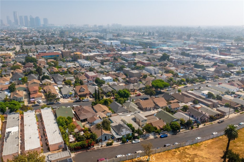 1714 Walton Ave - Photo 5 of 6