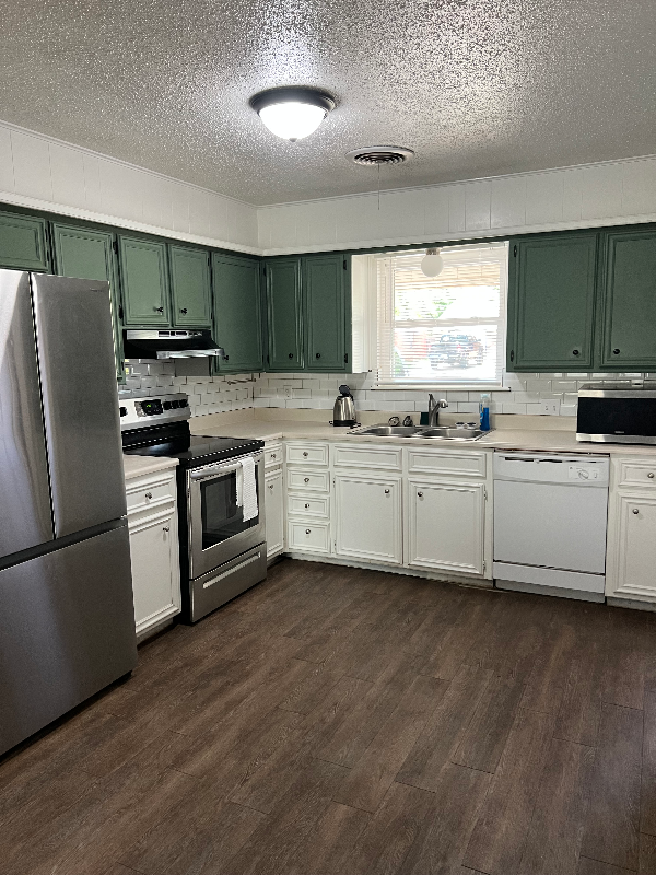 5413 45th St - Photo 2 of 7