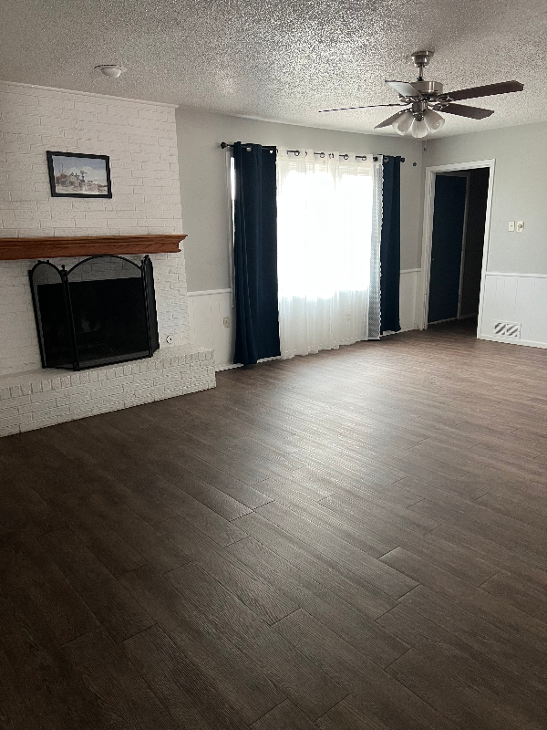 5413 45th St - Photo 3 of 7