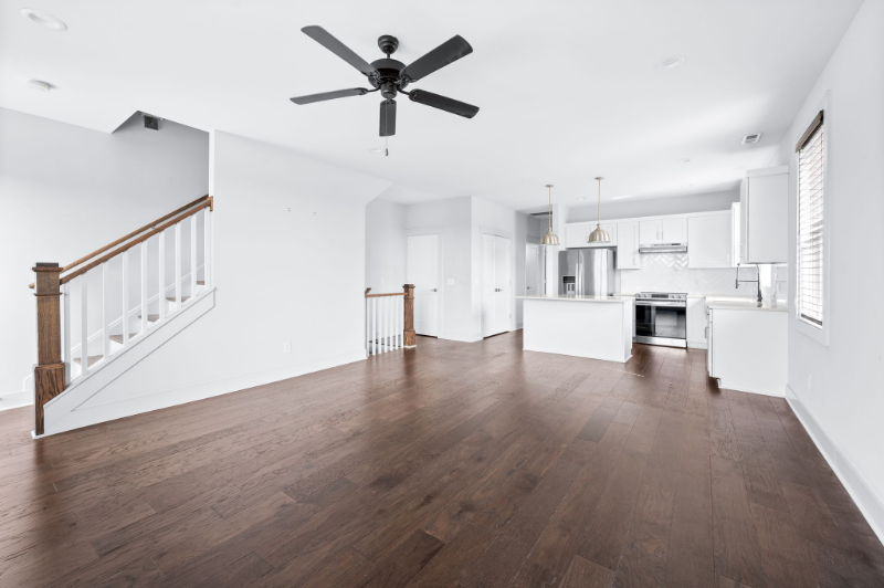 736 Inspiration Blvd - Photo 3 of 19