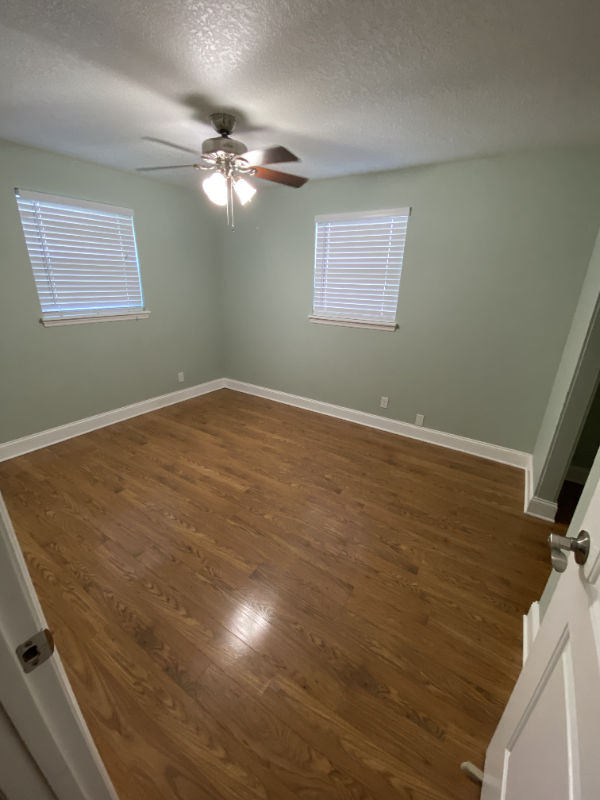 2910 49th St - Photo 6 of 14