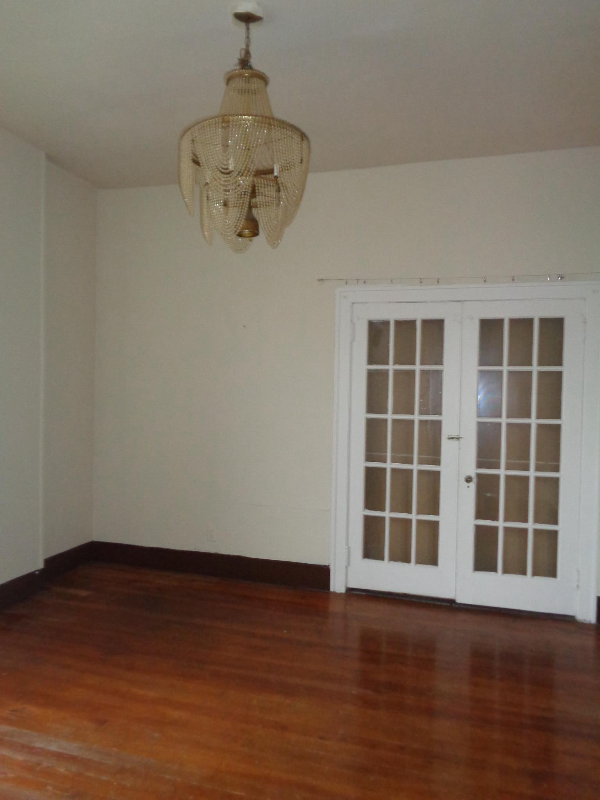 12 N Huron St #1 - Photo 3 of 10