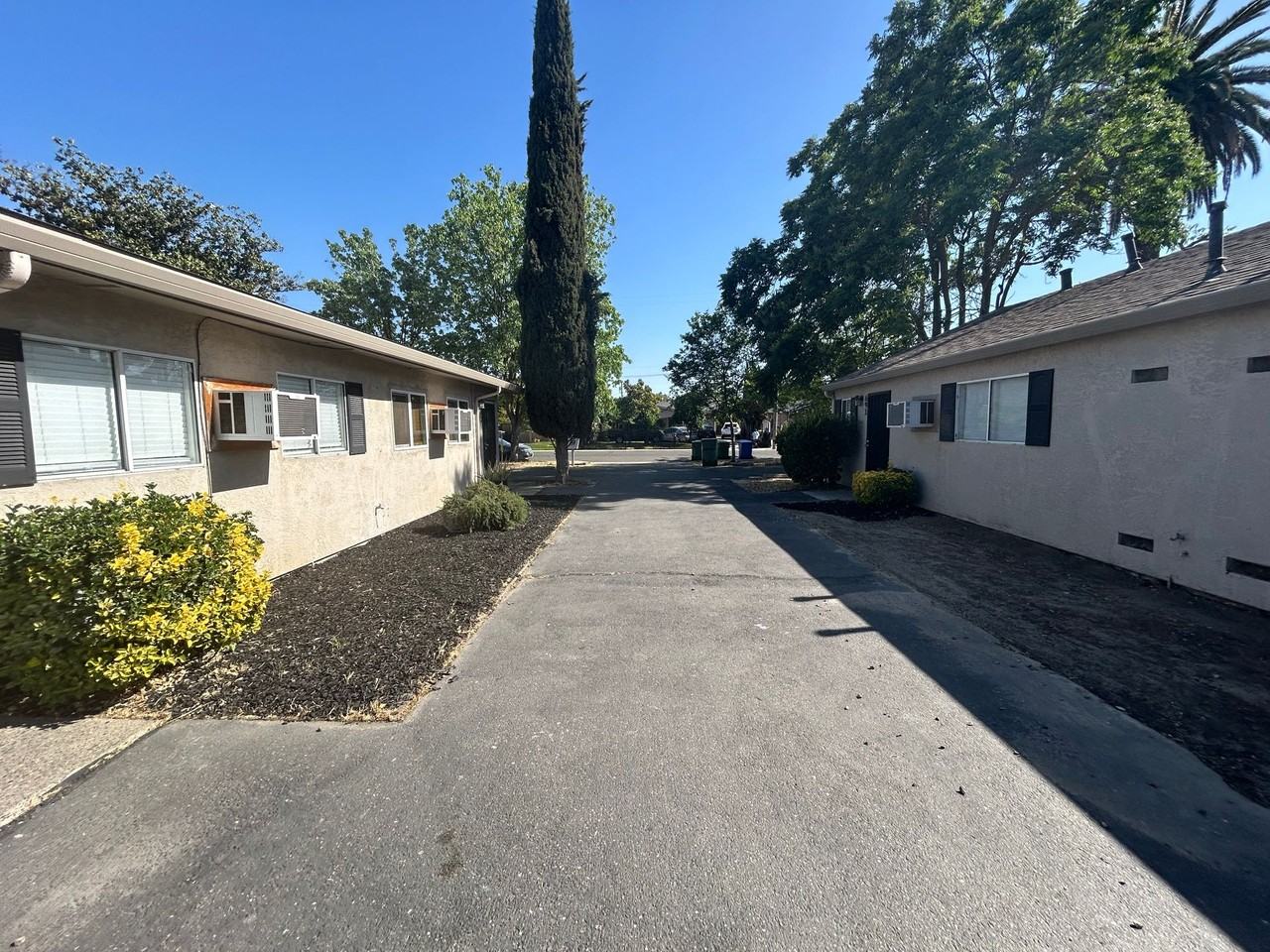 683 - 695 Vermont Avenue, Turlock CA 95380 - Photo 2 of 3