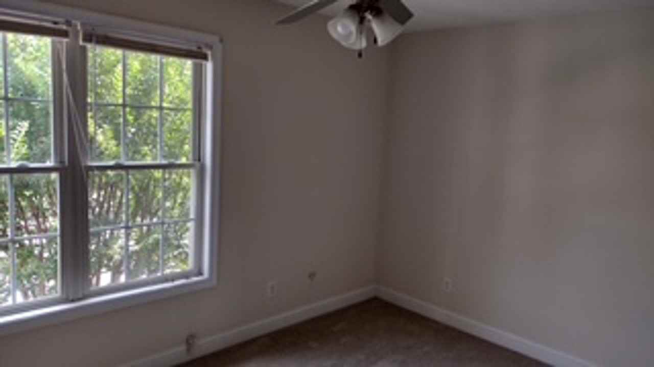 1600 Wards Ferry Rd #104 - Photo 3 of 9