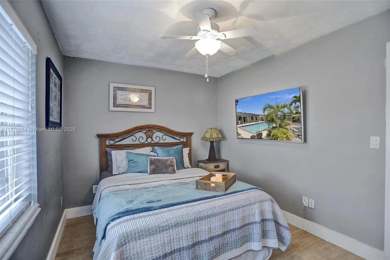 5103 Sw 128th Pl #NA - Photo 6 of 20