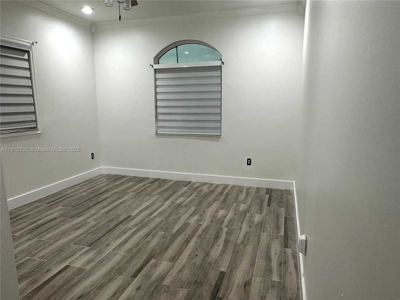 11845 Sw 3rd St #NA - Photo 2 of 20