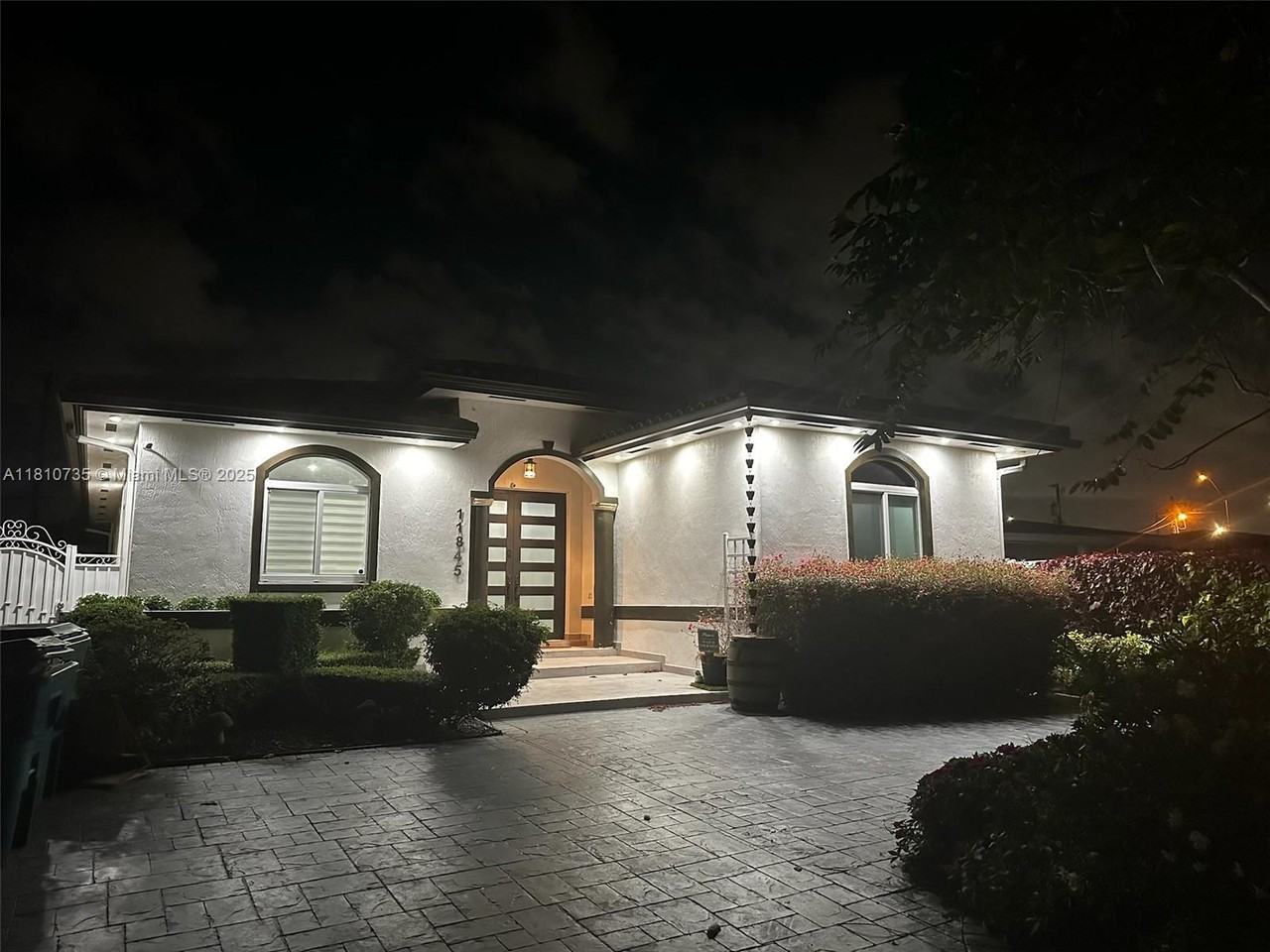 11845 Sw 3rd St #NA - Photo 6 of 20