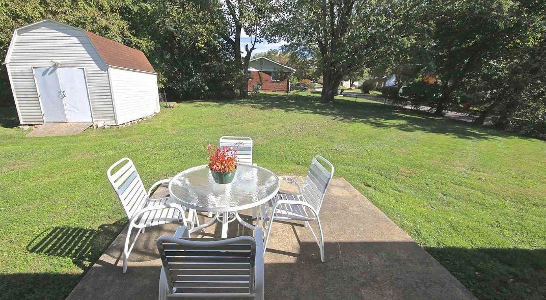 5675 S Fairfax Rd #NA - Photo 2 of 12