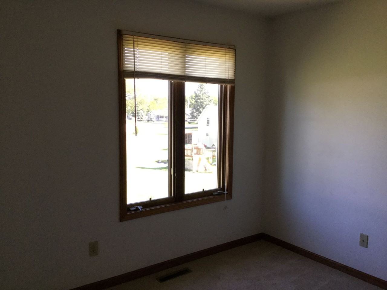 Creston Townhomes - Photo 2 of 31