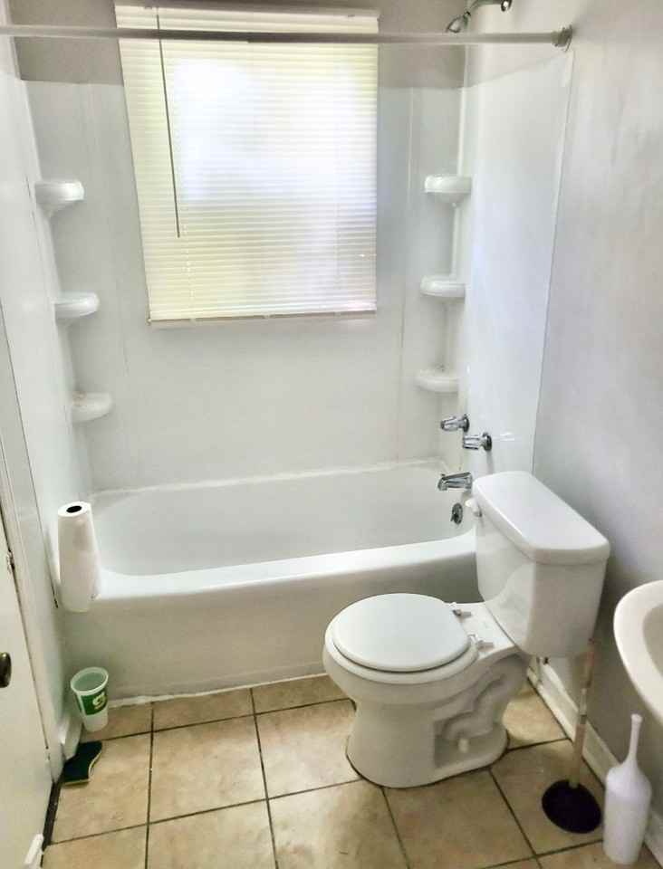 1933 Olive Rd - Photo 2 of 8