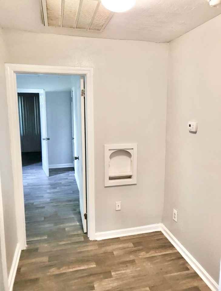 1933 Olive Rd - Photo 6 of 8