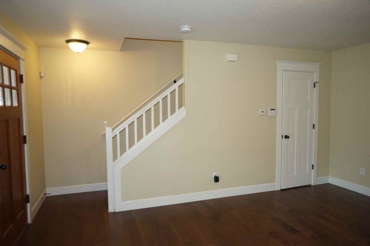 326 Ne Stafford St #A - Photo 6 of 36