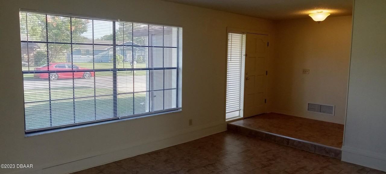 50 Timber Trl - Photo 2 of 15